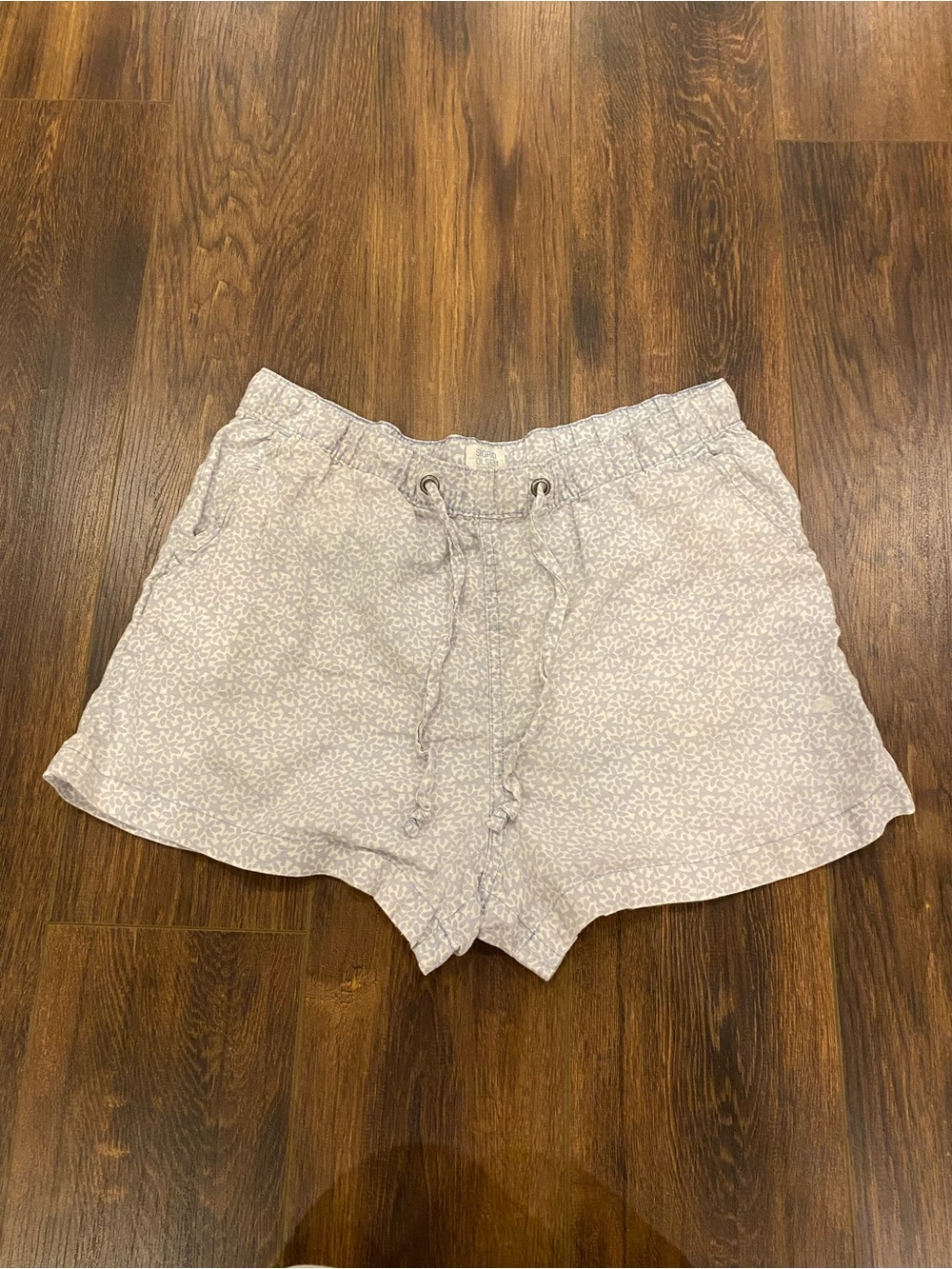 100% linen Sigrid Olsen patterned shorts size medium